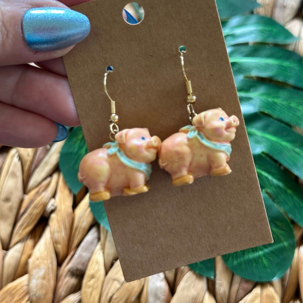 BOGO FREE VTG PIG PIGGY EARRINGS - Picture 3 of 4